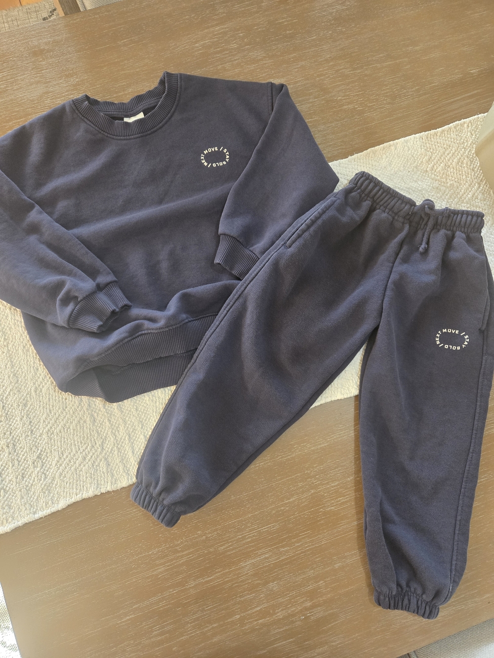 Zara Navy Jogger Set Comfortable Everyday Bottoms & Sweatshirt